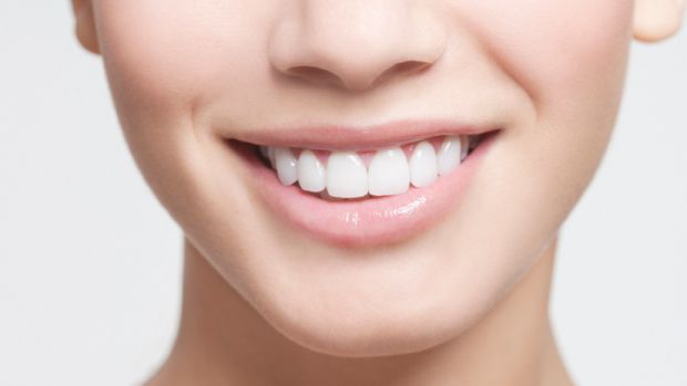 Hogyan enyhíthetőek a szájnyálkahártya-gyulladás tünetei? (x)
